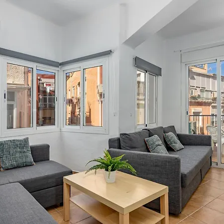 Spacious Flat In The Heart Of Ref 39 *