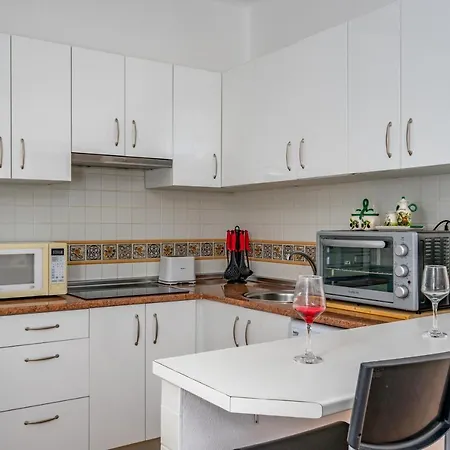 Spacious Flat In The Heart Of Ref 39 * توريمولينوس