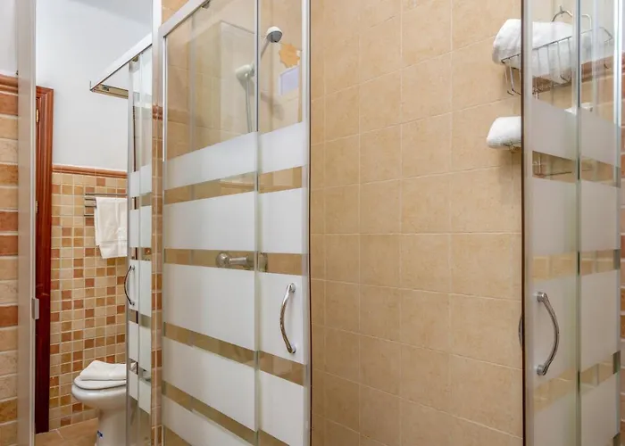 Appartement Spacious Flat In The Heart Of Ref 39 *